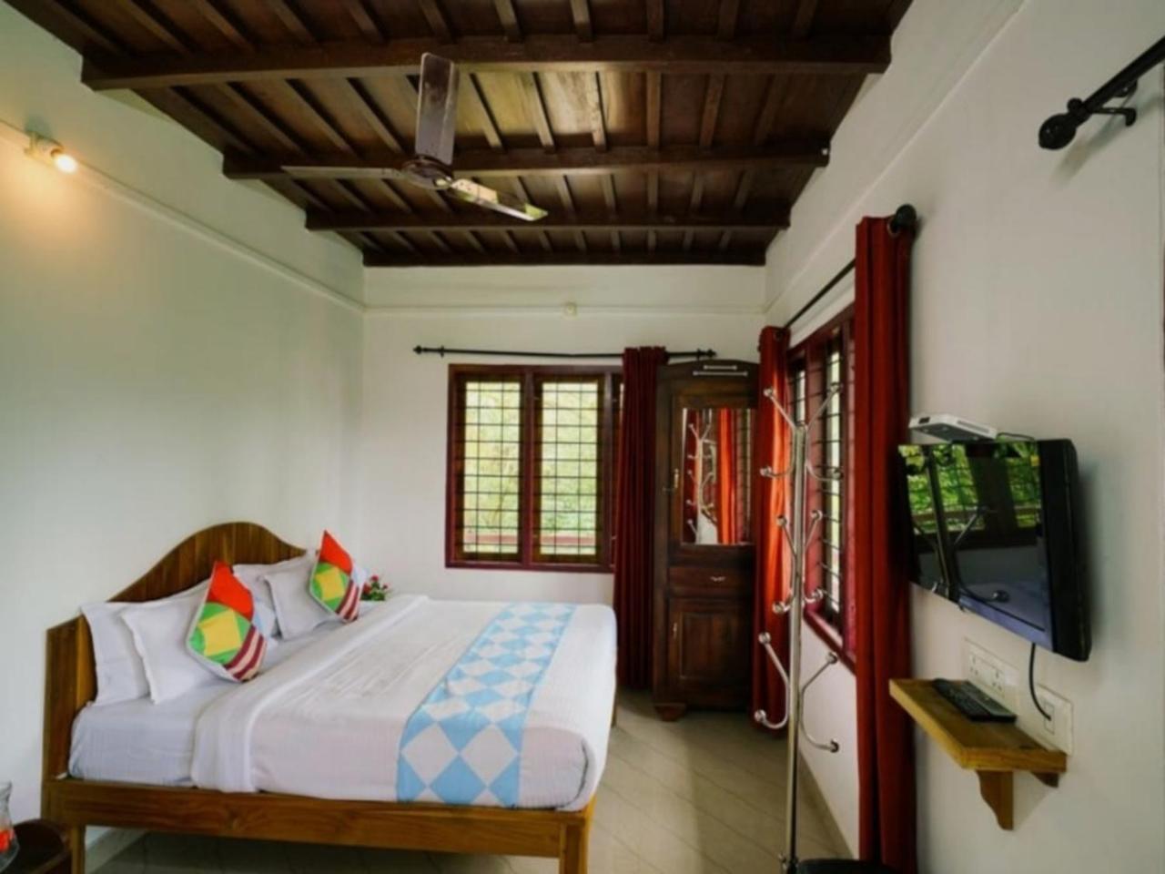Spice Valley Home Stay & Tree House Munnar Exteriör bild