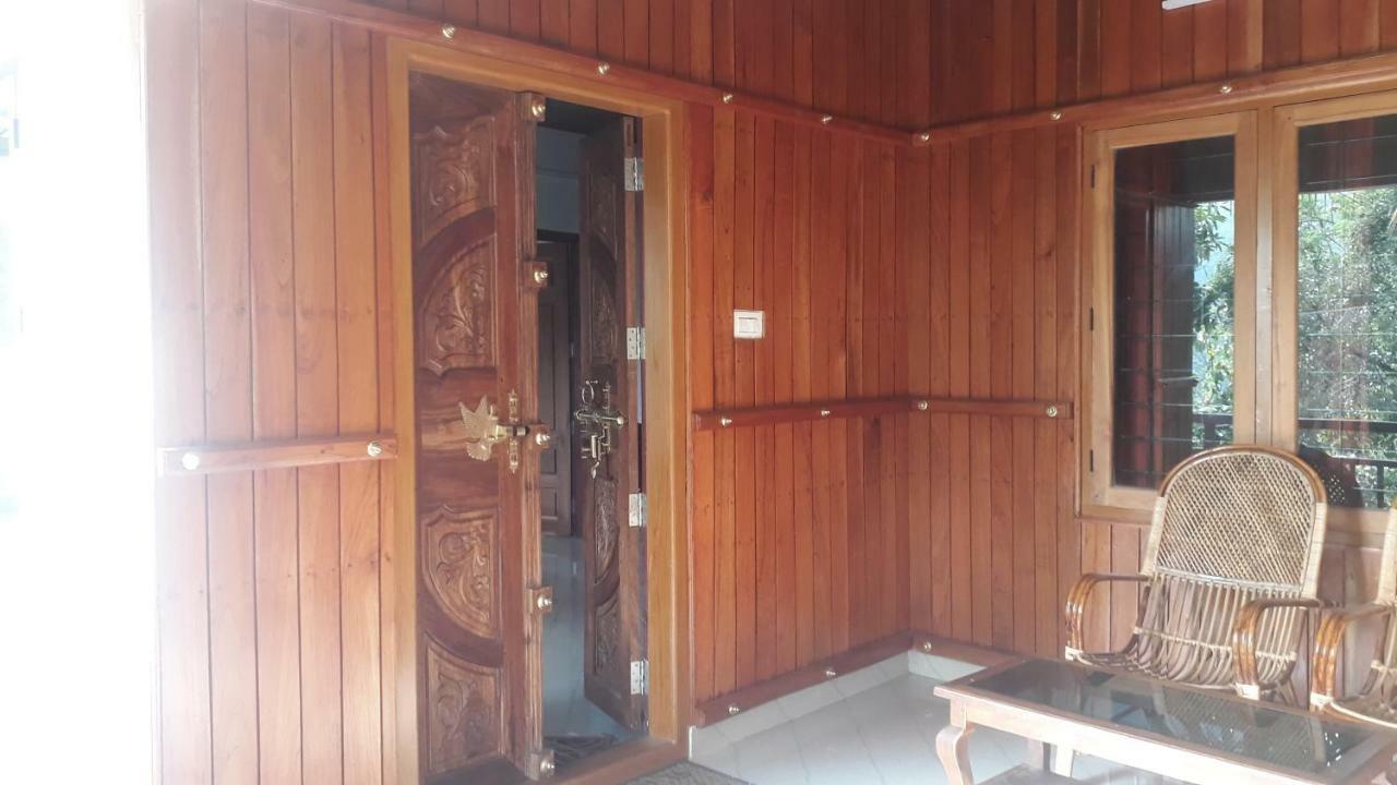 Spice Valley Home Stay & Tree House Munnar Exteriör bild