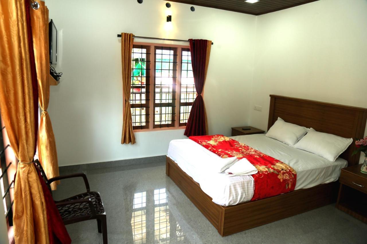 Spice Valley Home Stay & Tree House Munnar Exteriör bild