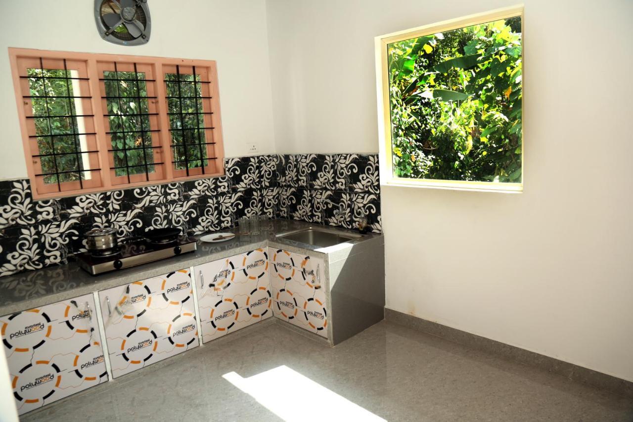 Spice Valley Home Stay & Tree House Munnar Exteriör bild